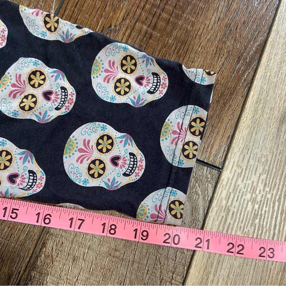 Kickee Capri Length Leggings Sugar Skull Size Medium - Picture 5 of 7